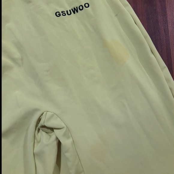 Gsuwoo jumpsuit - Picture 3 of 4